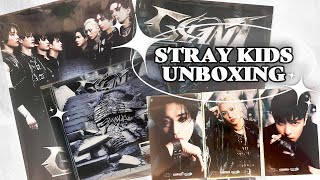 Unboxing GIANT 2nd Japanese Album | Stray Kids 👣💥