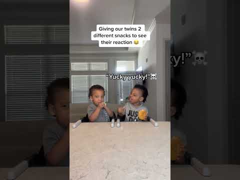 Giving our twins 2 different snacks to see their reaction😂 #twins #toddlers #parents