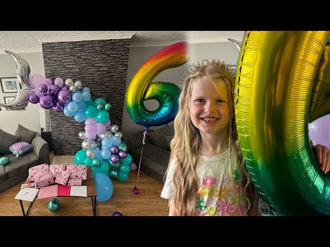 CHARLOTTE’S 6th BiRTHDAY PARTY | Morning opening presents