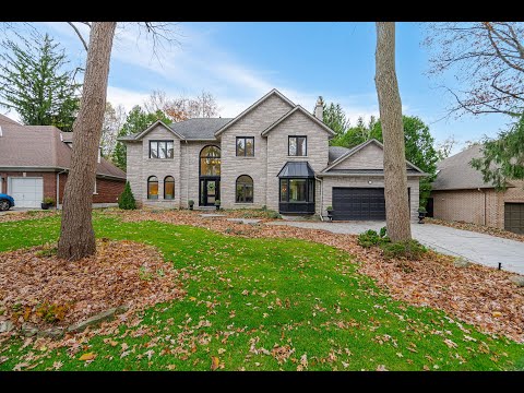 168 Lovers Lane, Ancaster Home - Real Estate Properties