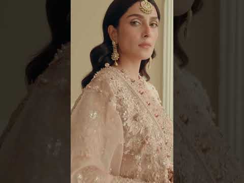 Ayeza khan looks stunning in this beautiful wedding dress#shorts#ayezakhan#weedingfestive#bridalwear