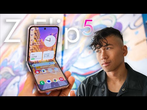 Galaxy Z Flip 5 Review (Lavender) ~ Who Would Actually Use This?