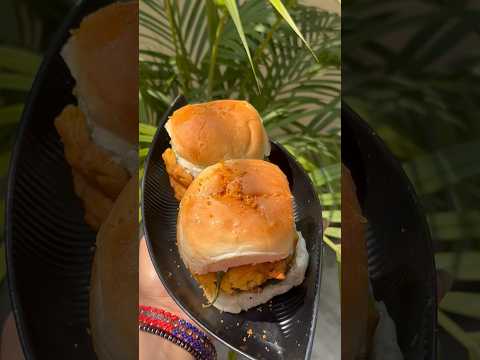 Viral Vada Pav Wali Didi Aayi Humare Ghar 😀 #vadapav #streetfood