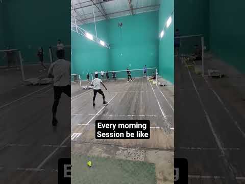 every morning session be like 😐🤤#badminton #ytshorts #subscribe