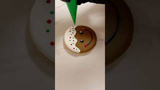 Run, run, as fast as you can… but not before I create this gingerbread man! 🎄🍪#christmascookies