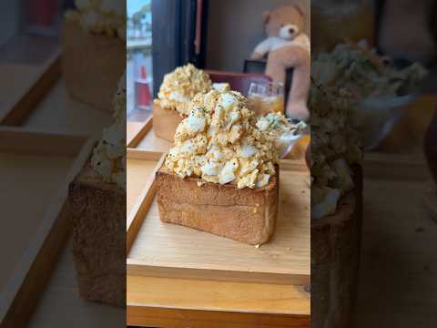 たまご10個以上使った卵タルタル鬼盛りトースト🍞カリッと焼かれた食パンに甘めのミートソース、濃厚タルタルで背徳感MAX！#大好物は高カロリー #japan #egg #cooking #asmr