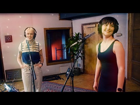 Island in the Sun | @weezer Cover by Magaziine ft. Sara Niemietz & Moira Mack