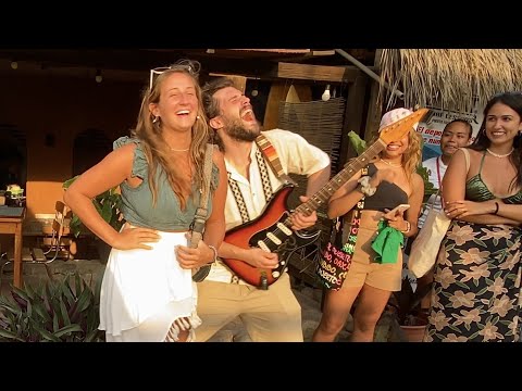 Street Performance in Puerto Escondido, Mexico - Borja Catanesi