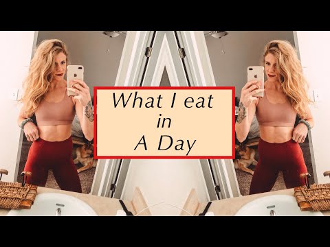 WHAT I EAT IN A DAY