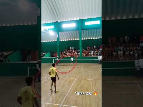 Trick shot in badminton match🥵 #badminton #ytshorts 😶🧟‍♂️