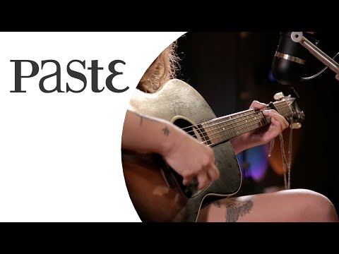 Bella White - Numbers | Paste