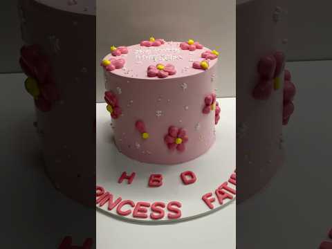 #cake #amazingcakedecoration #cakedesign #ytshorts #newcakedecoration #viral #newcakedecorationide