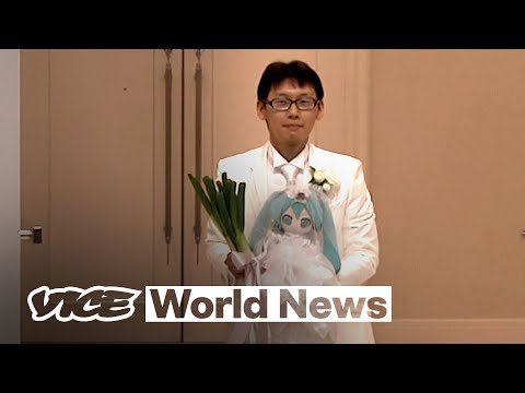 【VICE】ゲームキャラクターと結婚した人たち