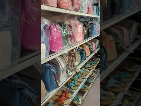 My fil-Bangladeshi life:At leather shops in Bangladesh