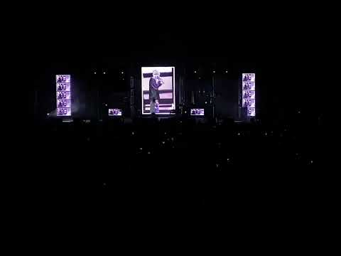 Lil Wayne “Every Girl In The World” LIVE