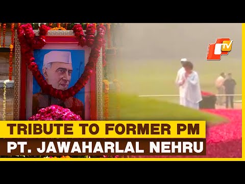 Congress Leaders Pay Tribute To Former PM Jawaharlal Nehru On His 135th Birth Anniversary In Delhi