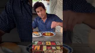 2.9Cr views | Sachin Tendulkar has Misal Pav for #breakfast सचिन तेंदुलकर का मिसल पाव ब्रेकफास्ट