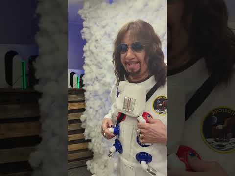 Ace Frehley - Behind the Scenes - Walkin' on the Moon (Music Video Shoot)  #acefrehley #musicvideo