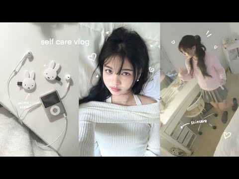 Self Care Vlog 🫧 : Spa Night, Self Care Package, Baking Cookies, Deep Cleaning Bedroom & Honest Q&A