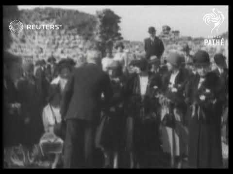 French mayors visit Hastings in celebration of 25th anniversary of Franco-British friendsh...(1929)