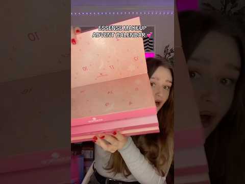 ESSENCE ADVENT CALENDAR UNBOXING 💕