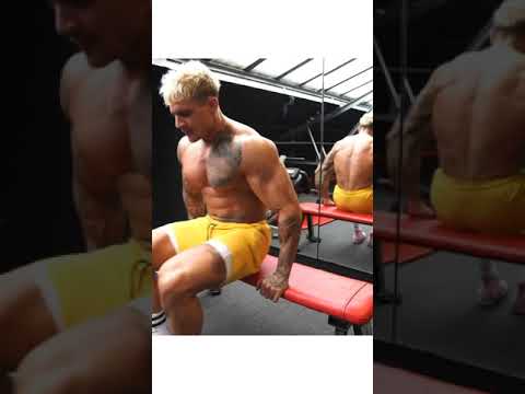 6 pack Ab Exercise At Gym