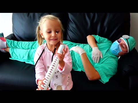 Alice Accidentally Kicks Doctor Dad! Funny Playtime Turns into a Silly Hospital Adventure! 😂🎉