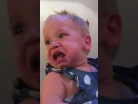 What an adorable babies! HAHA! So funny~ #funny #shorts #viral #failsboss