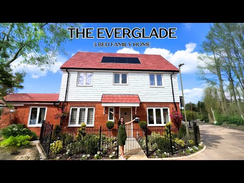 INSIDE a BEAUTIFUL 3 Bed New Build House | CALA Homes UK | THE EVERGLADE SHOWHOME FULL PROPERTY TOUR