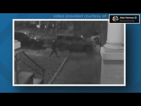 Armed robbery caught on video in Columbia Heights