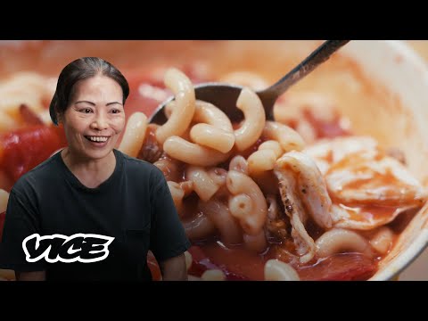 【VICE】厨房で〈生まれた〉香港のトマトマカロニスープ女王