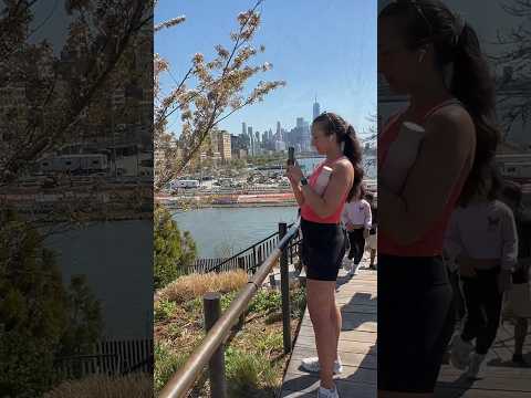 Climb New York City’s Little Island with me! 🗽🏝️#shorts #nycwalk #newyork #nyc #littleisland