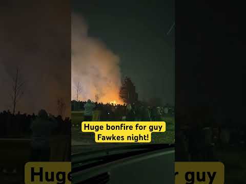 Huge bonfire 🔥 #shorts #short #shortvideo #youtubeshorts #bonfire #trending #viralvideo #uk #fire